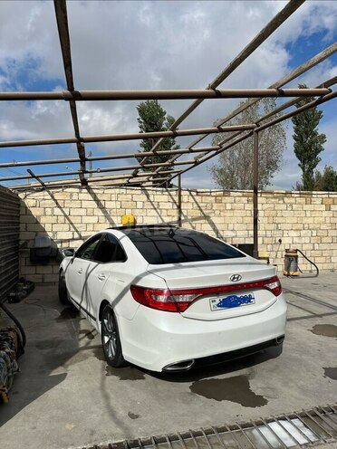 Hyundai Azera 2013, 210,000 km - 3.0 л - Bakı