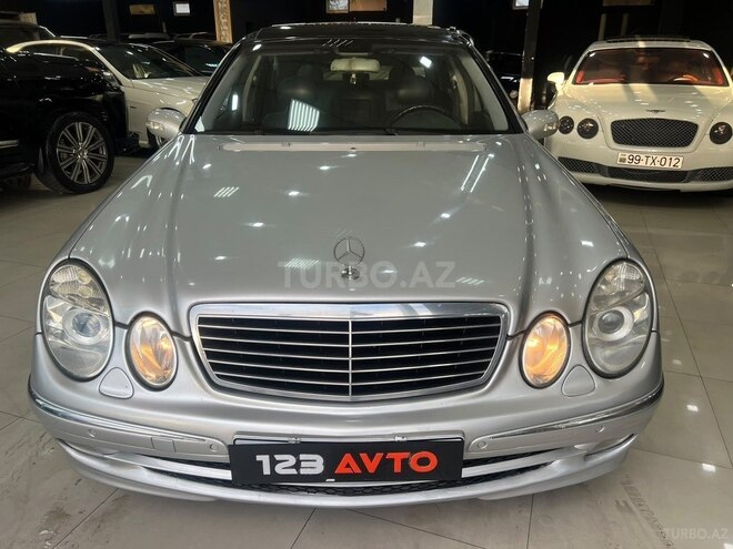 Mercedes E 240 2002, 242,400 km - 2.6 l - Bakı