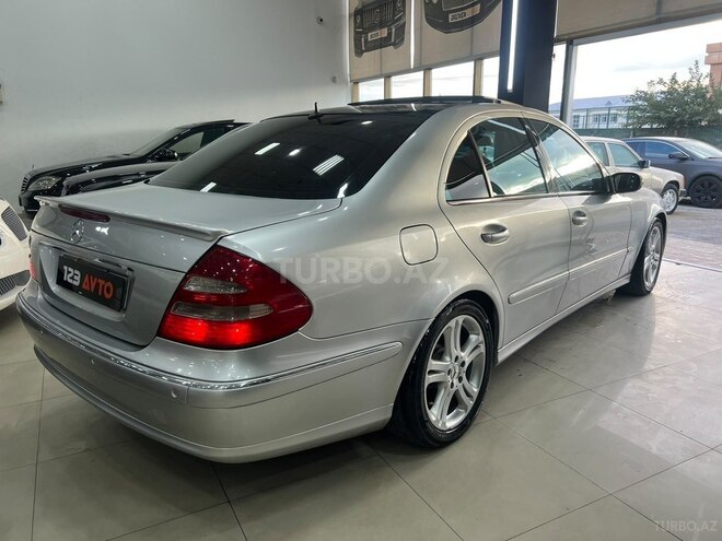 Mercedes E 240 2002, 242,400 km - 2.6 l - Bakı
