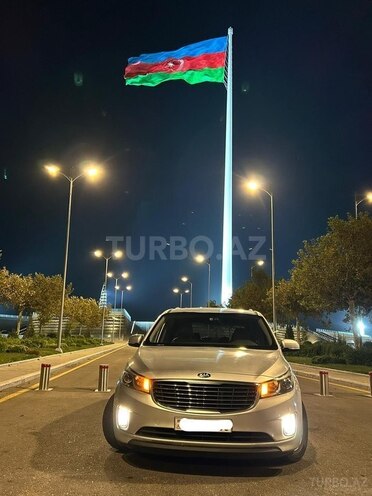 Kia Carnival 2014, 400,000 km - 2.2 л - Goranboy