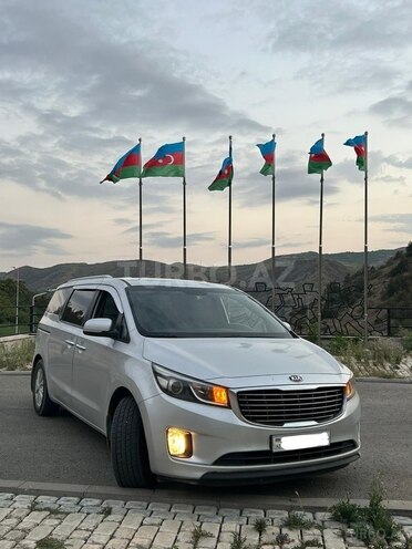 Kia Carnival 2014, 400,000 km - 2.2 л - Goranboy
