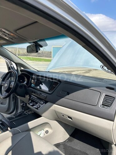 Kia Carnival 2014, 400,000 km - 2.2 л - Goranboy