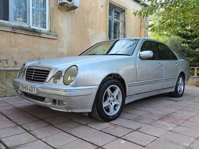 Mercedes E 220 2001, 314,500 km - 2.2 l - Sumqayıt