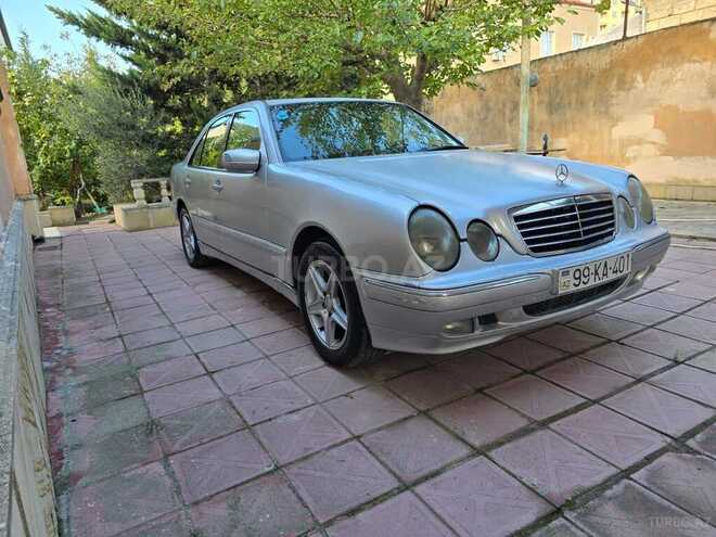 Mercedes E 220 2001, 314,500 km - 2.2 l - Sumqayıt