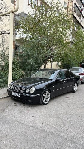 Mercedes E 200 1998, 380,000 km - 2.0 l - Bakı