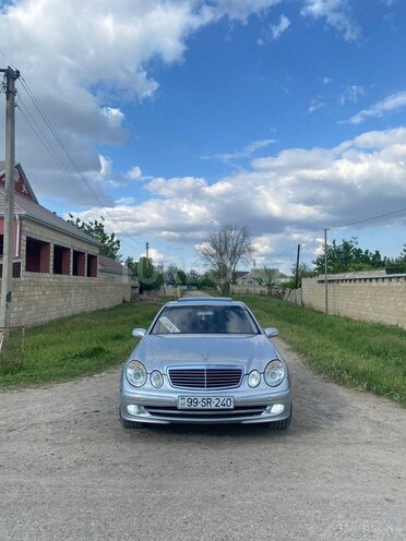 Mercedes E 320 2002, 315,000 km - 3.2 l - Beyləqan