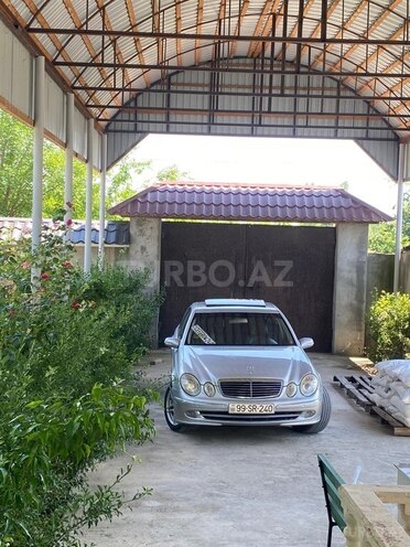 Mercedes E 320 2002, 315,000 km - 3.2 l - Beyləqan