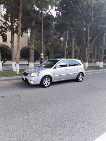Kia Rio 2009, 102,000 km - 1.4 l - Bakı