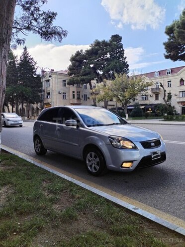 Kia Rio 2009, 102,000 km - 1.4 l - Bakı