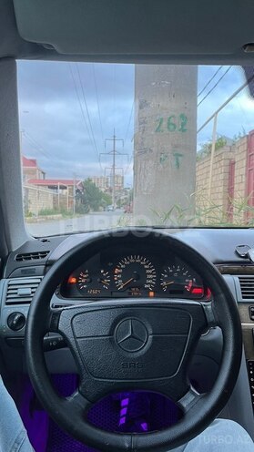 Mercedes E 200 1998, 380,000 km - 2.0 l - Bakı