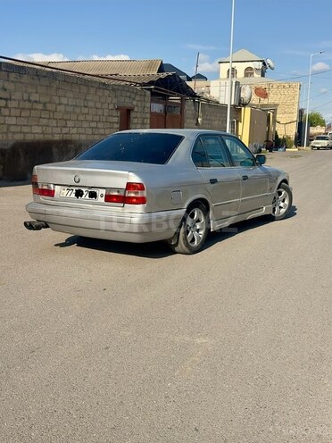 BMW 525 1994, 365,000 km - 2.5 l - Gəncə