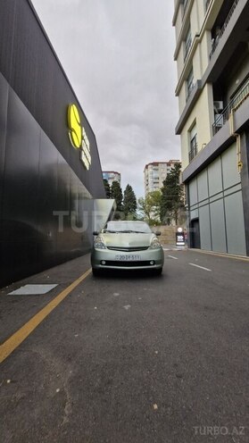 Toyota Prius 2006, 336,000 km - 1.5 л - Babək