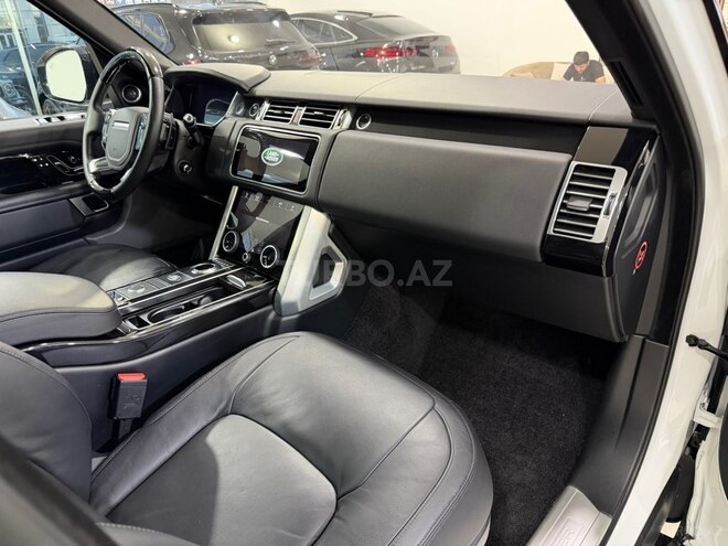 Land Rover Range Rover 2018, 97,000 km - 3.0 л - Bakı