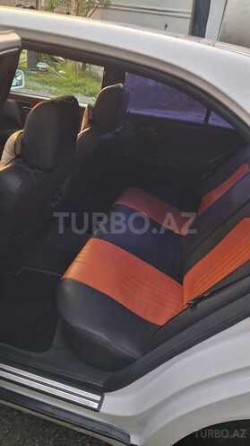 Mercedes E 200 1998, 737,000 km - 2.0 l - Füzuli