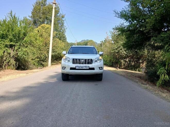 Toyota Land Cruiser Prado 2009, 330,000 km - 2.7 л - Bakı