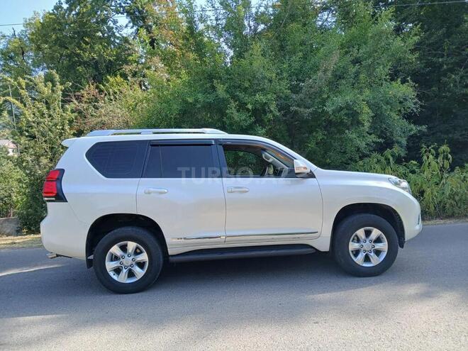 Toyota Land Cruiser Prado 2009, 330,000 km - 2.7 л - Bakı