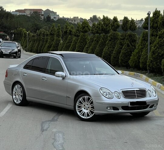 Mercedes E 240 2003, 256,000 km - 2.6 л - Bakı
