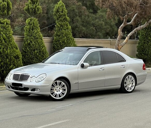 Mercedes E 240 2003, 256,000 km - 2.6 л - Bakı
