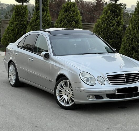 Mercedes E 240 2003, 256,000 km - 2.6 л - Bakı