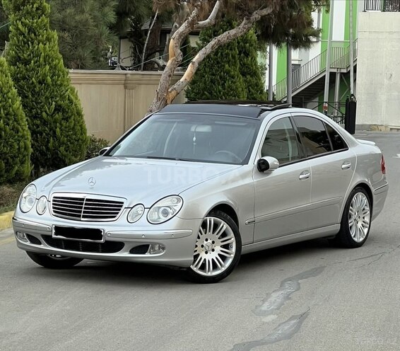 Mercedes E 240 2003, 256,000 km - 2.6 л - Bakı