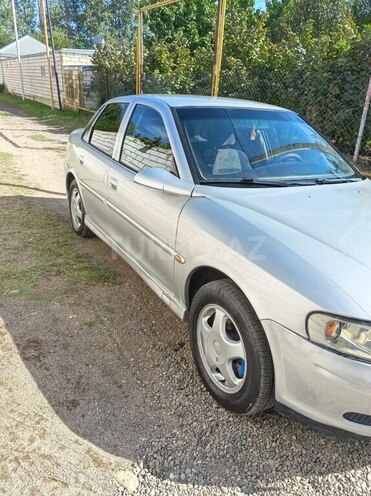 Opel Vectra 1999, 111,111 km - 1.6 l - Qazax