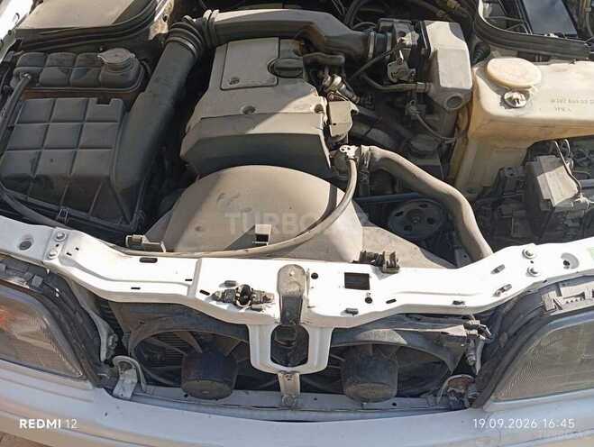 Mercedes C 180 1996, 361,000 km - 1.8 л - Bakı