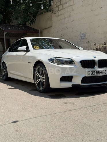 BMW 520 2013, 155,555 km - 2.0 л - Yevlax