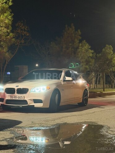 BMW 520 2013, 155,555 km - 2.0 л - Yevlax