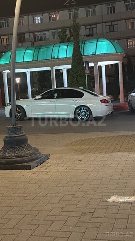 BMW 520 2013, 155,555 km - 2.0 л - Yevlax