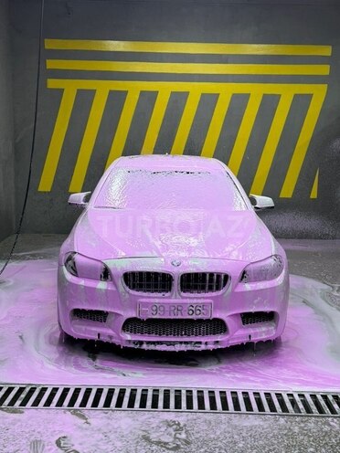 BMW 520 2013, 155,555 km - 2.0 л - Yevlax