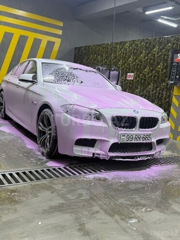 BMW 520 2013, 155,555 km - 2.0 л - Yevlax