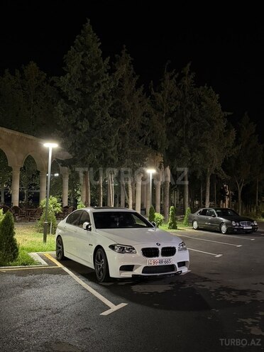 BMW 520 2013, 155,555 km - 2.0 л - Yevlax
