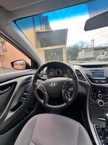Hyundai Elantra 2015, 180,000 km - 1.8 l - Bakı
