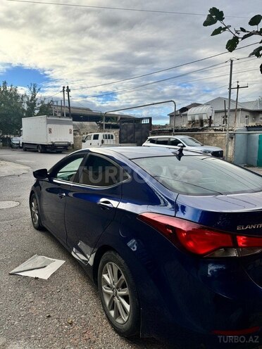 Hyundai Elantra 2015, 180,000 km - 1.8 l - Bakı