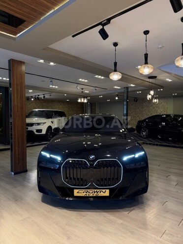 BMW i7 M70 2023, 13,000 km - 0.0 l - Bakı