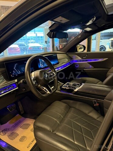 BMW i7 M70 2023, 13,000 km - 0.0 l - Bakı
