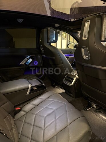 BMW i7 M70 2023, 13,000 km - 0.0 l - Bakı
