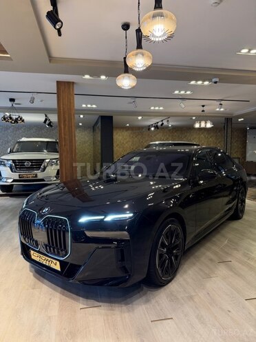 BMW i7 M70 2023, 13,000 km - 0.0 l - Bakı