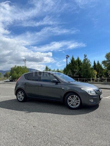 Hyundai i30 2009, 286,734 km - 1.4 l - Şəki