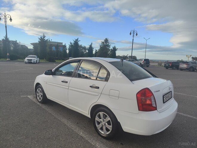 Hyundai Accent 2010, 290,000 km - 1.4 л - Sumqayıt