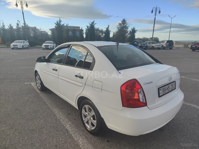 Hyundai Accent 2010, 290,000 km - 1.4 л - Sumqayıt