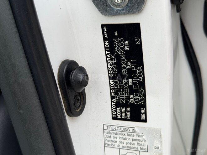 Toyota Land Cruiser Prado 2011, 248,000 km - 2.7 l - Bakı