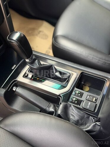 Toyota Land Cruiser Prado 2011, 248,000 km - 2.7 l - Bakı