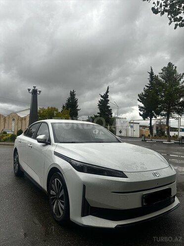 Changan  2025, 25,500 km - 1.5 л - Bakı