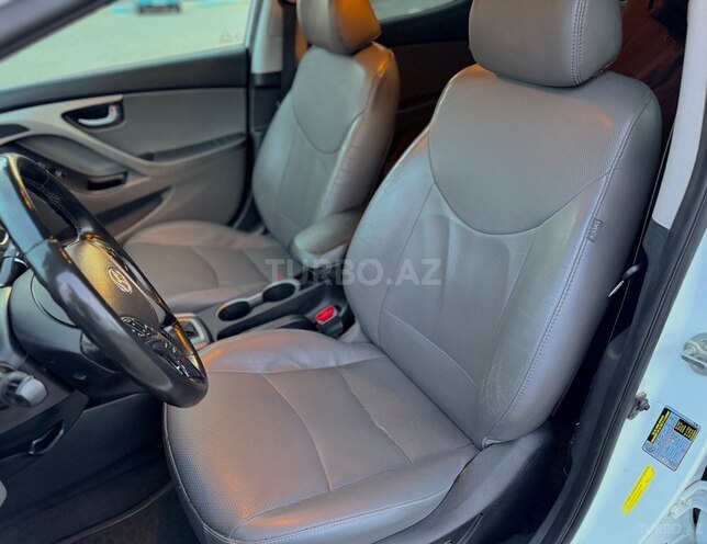 Hyundai Elantra 2015, 239,000 km - 1.8 l - Bakı
