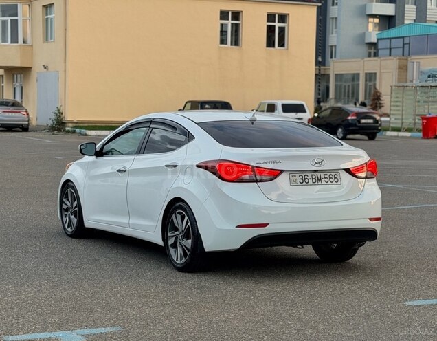Hyundai Elantra 2015, 239,000 km - 1.8 l - Bakı