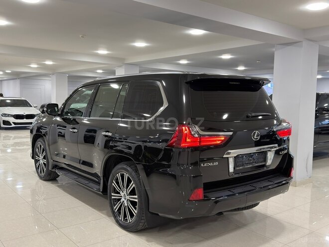 Lexus LX 570 2017, 40,000 km - 5.7 l - Bakı