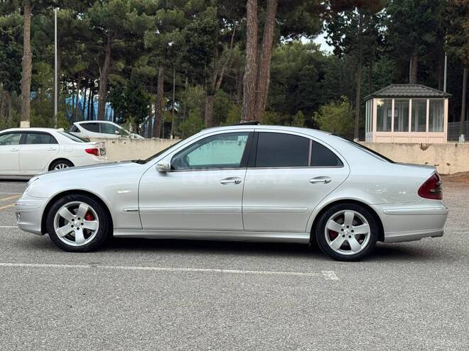 Mercedes E 320 2002, 299,000 km - 3.2 l - Sumqayıt