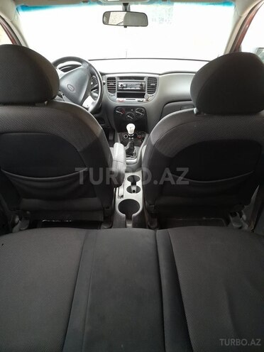 Kia Rio 2005, 484,000 km - 1.4 l - Qusar