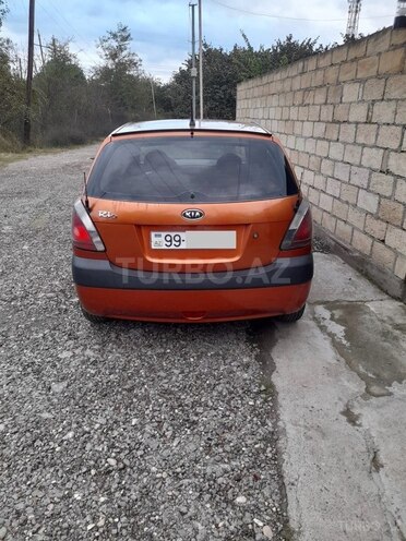Kia Rio 2005, 484,000 km - 1.4 l - Qusar